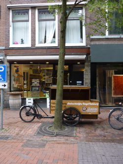 bakery in Leiden with delivery bicycle parked in front