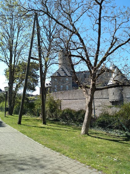 view of Mayen castle from bee playground